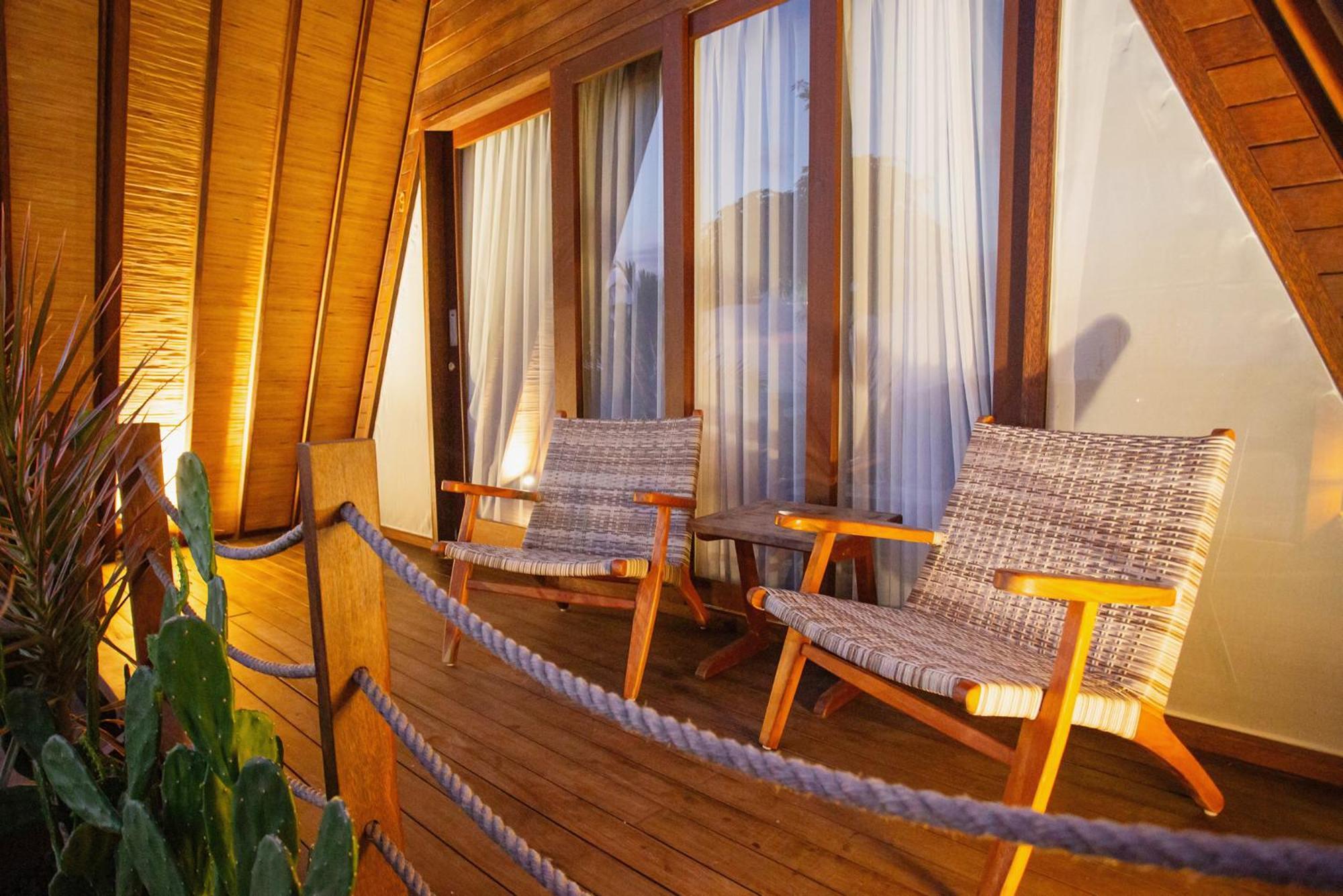 Batan Sabo & Co Hotel Toyapakeh Buitenkant foto