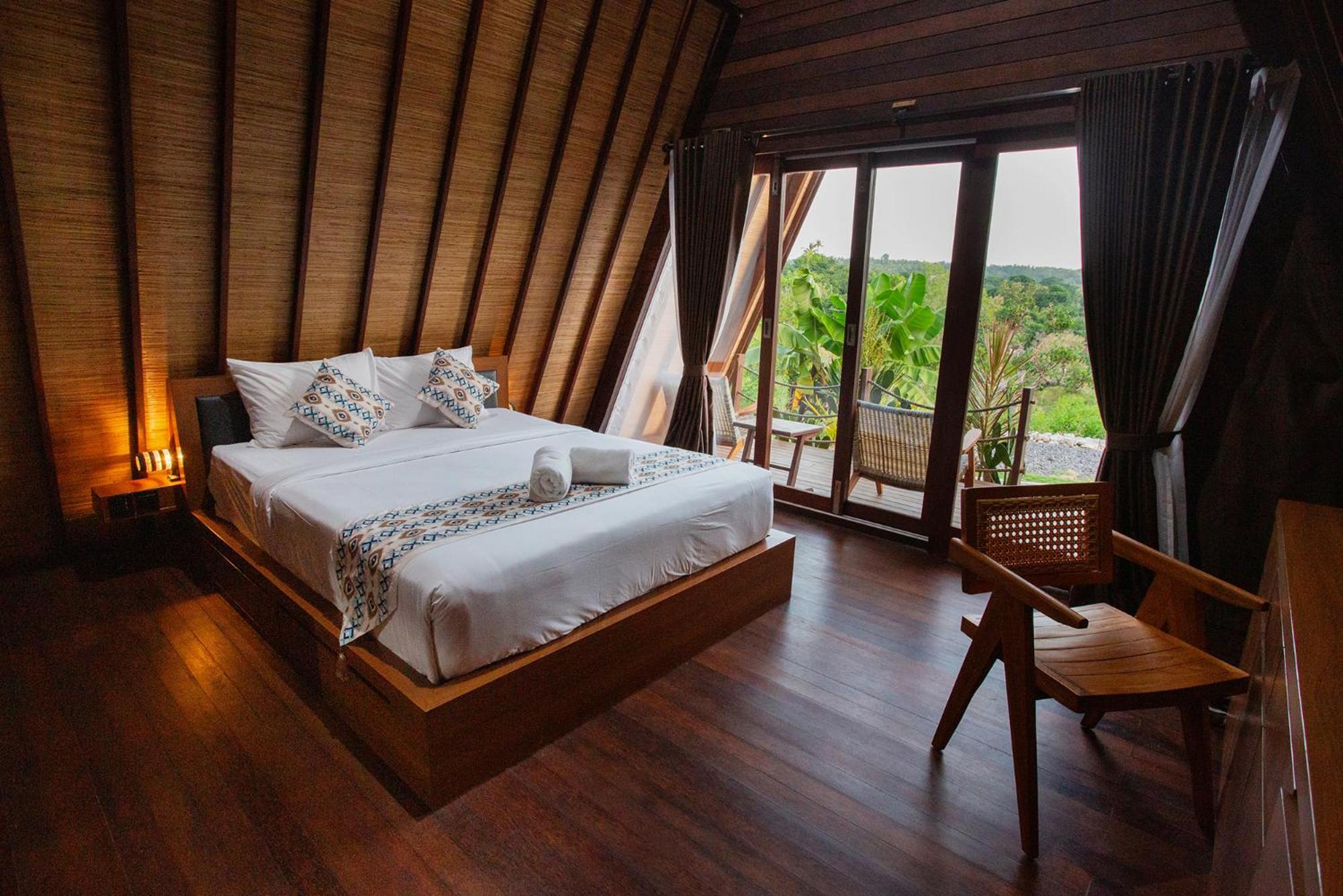 Batan Sabo & Co Hotel Toyapakeh Buitenkant foto